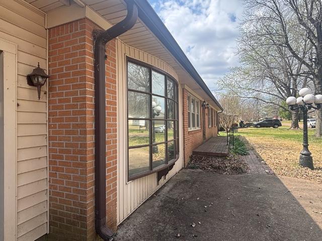 3305 Cottonwood Dr