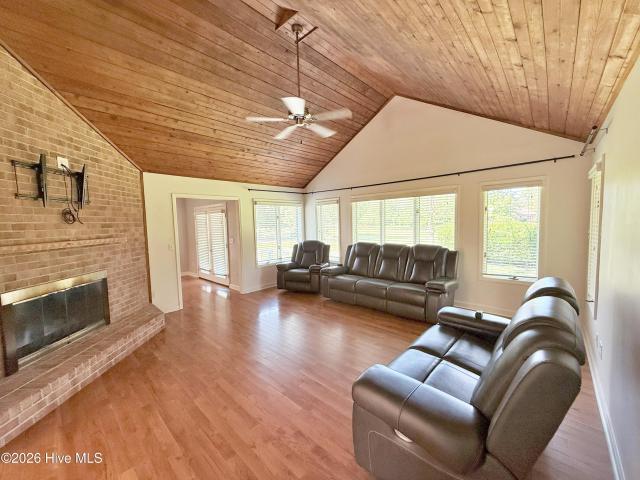 3305 Peppercorn Road