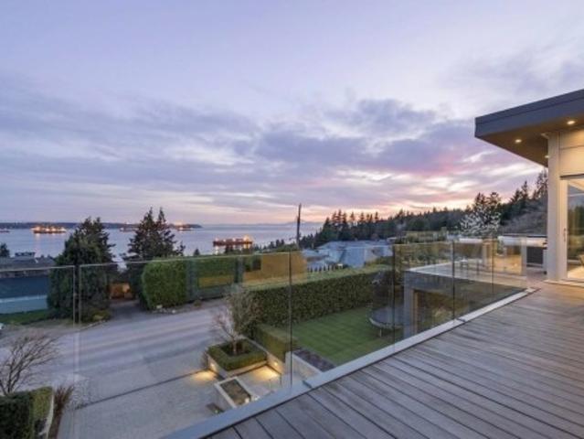 3305 Westmount Road, West Vancouver, BC, V7V 3G5 house for sale | Listing ID R3170 | Royal LePage