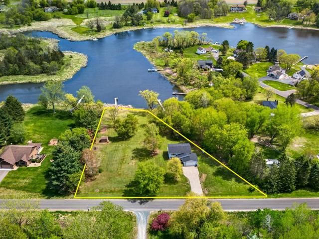 33067 Nueman Trail