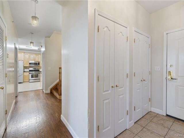 3307 Parkview Drive