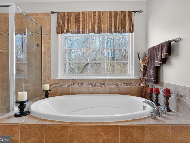 3308 McCorkle Ct, Triangle, VA 22172 | MLS #VAPW2115