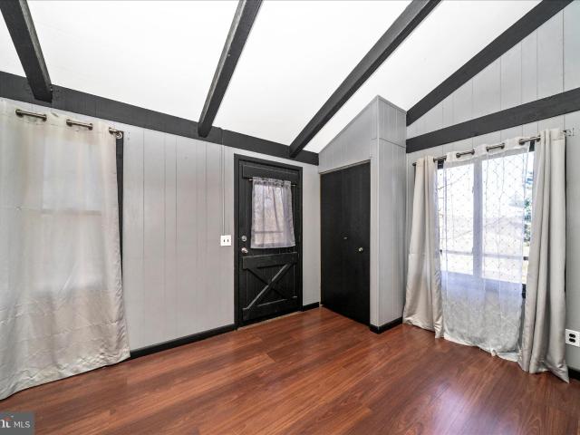 3309 Meadowview Dr, Manchester, MD 21102 | MLS #MDCR2033