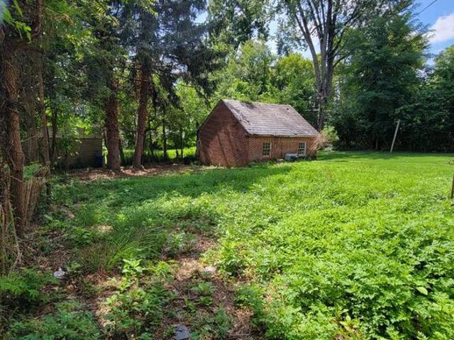 3309 Pinkney Road
