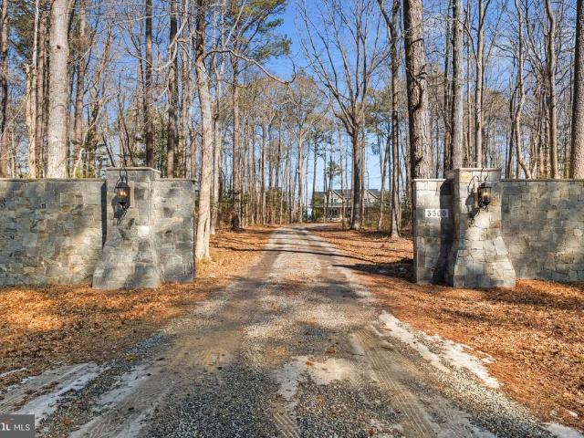 3300 Mob Neck Road