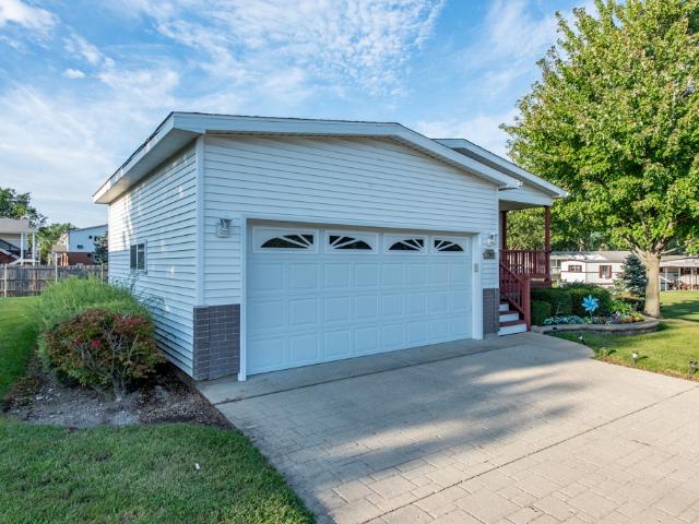 3300 Evergreen Lane