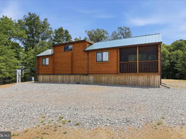 3300 Foxes Hollow Road