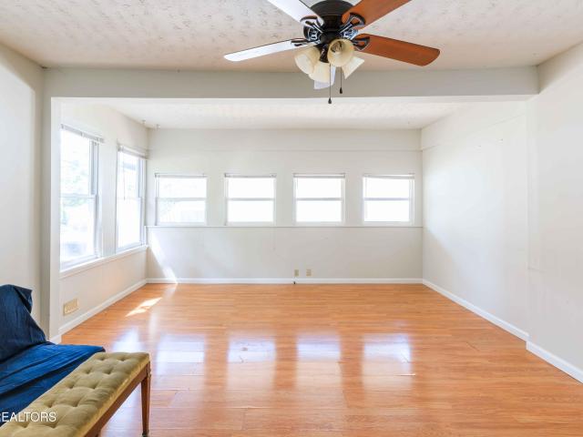 3300 Sevier Ave