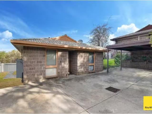 3/301 Rowan Street, BENDIGO House for rent Listed by Daragh B.