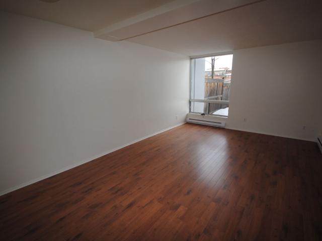 3301 Uplands Dr. 2 Bedroom Town Home Apartment for Rent