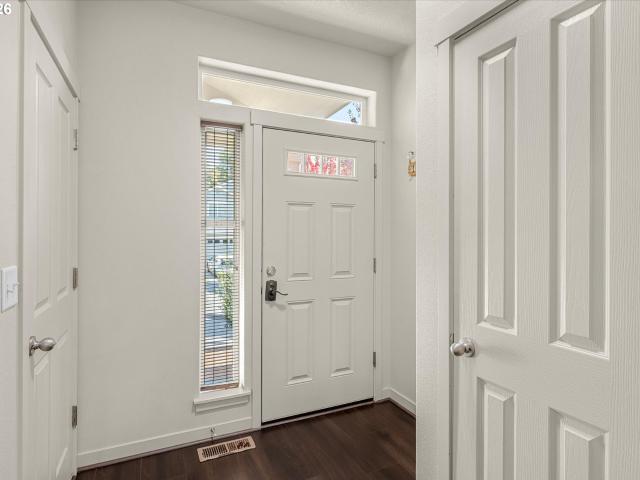 3302 NE 43RD PL