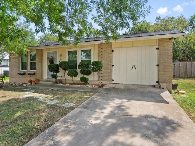 3303 Plantation Rd