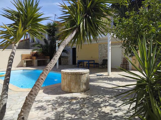 330.000€ Villa 6P 4Ch 155m² + T2 Locatif + Piscine Chauffé. 155m² Peyrestortes