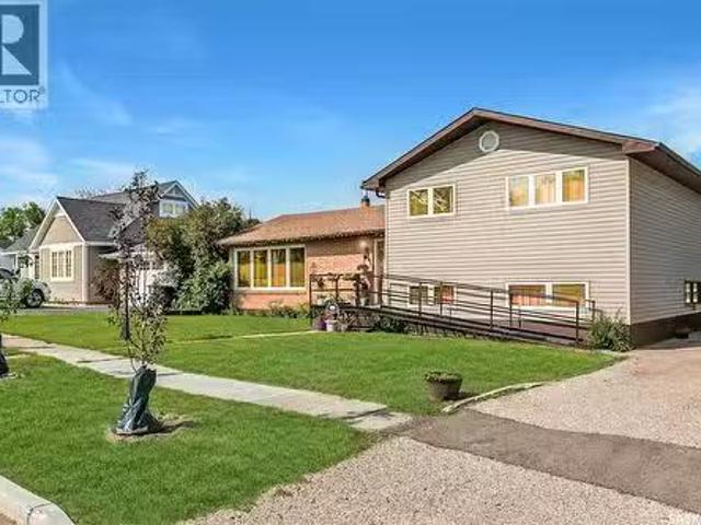 330 Alberta Avenue, Kerrobert, SK, S0L 1R0 house for sale L.
