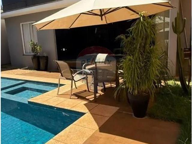 330 Área Útil Casa de Condomínio Alugar, 3 Dormitórios localizado em Jardim Saint Gerard, Ribeirão Preto, São Paulo, 14022049 | Brasil