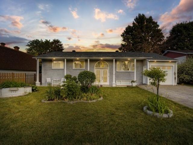 330 Boul. Chèvremont, Montréal L'Île Bizard/Sainte Geneviève, QC, H9C 1R7 house for sale | Listing ID 23062 | Royal LePage