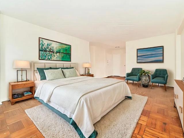 330 East 49th Street, New York, NY