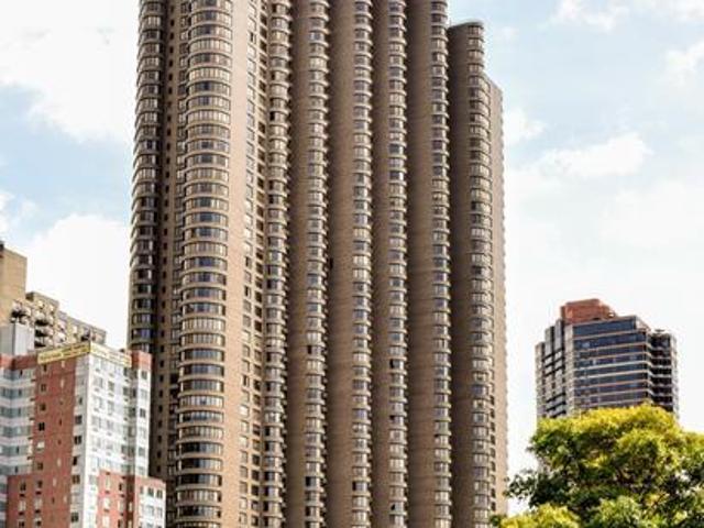 330 East 38th Street, New York, NY