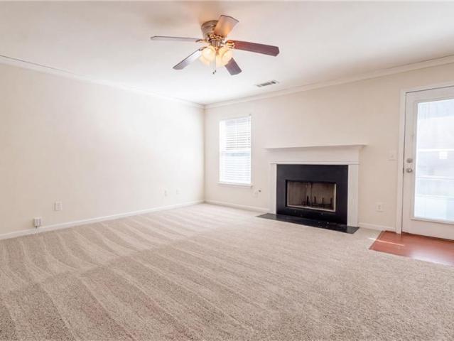 330 Oxnard Circle SW