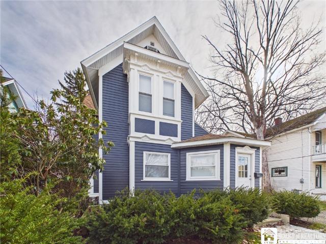 330 Laurel Avenue