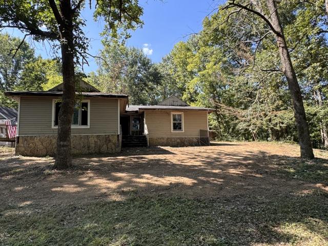330 Lytle Dr