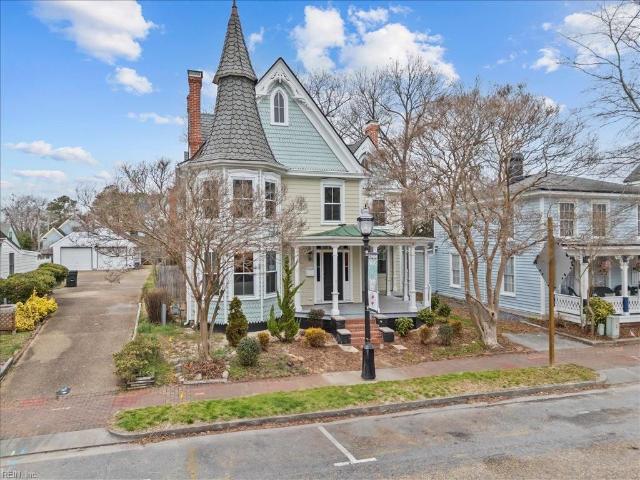 330 Main Street, Smithfield, US, VA
