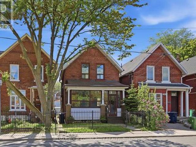 330 Main Street, Toronto, ON, M4C 4X7 house for sale | Listing ID E13828 | Royal LePage