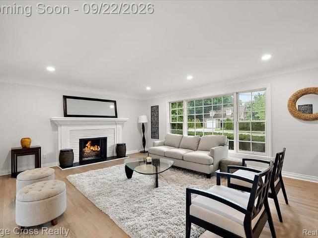330 N Cranbrook Cross Road
