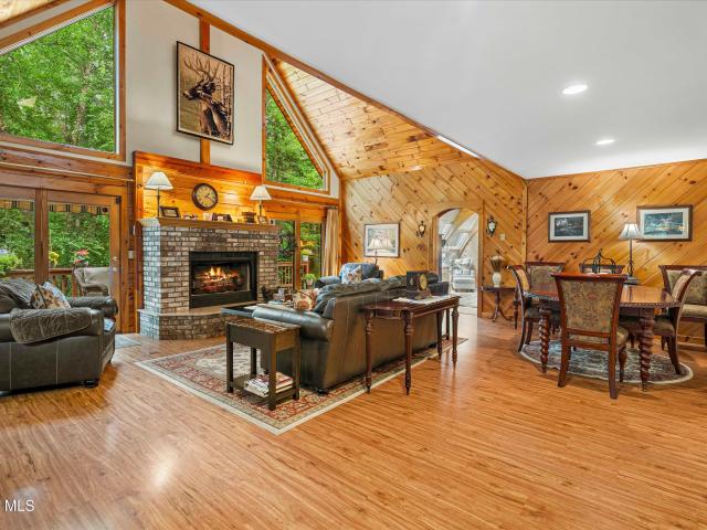 330 Stone Bridge Road