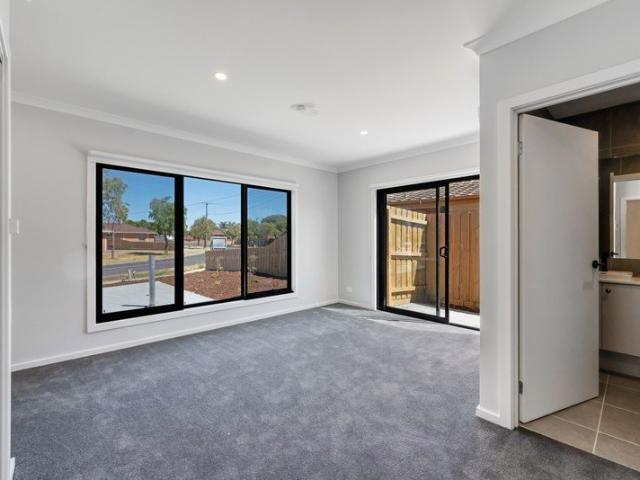 PRIVATE RENTAL $330 PER WEEK ALL INCLUSIVE