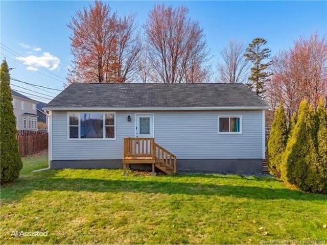 330 Rainsford Lane, Fredericton, NB, E3B 7T2 house for sale | Listing ID NB135635 | Royal LePage