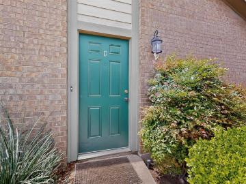 330 W Harwood Road # D
