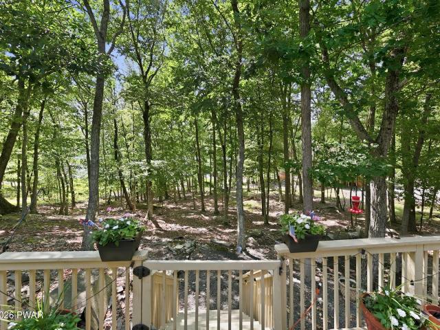 330 W Lakeview Road