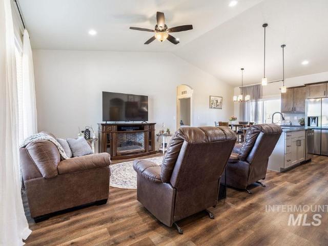 330 Wood Rose Way