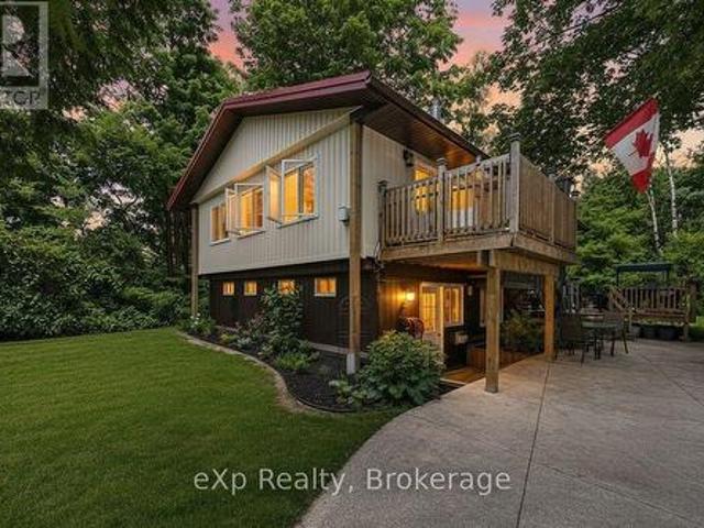 330 Tyendinaga Drive, Saugeen Shores, ON, N0H 2L0 house for sale | Listing ID X13638 | Royal LePage