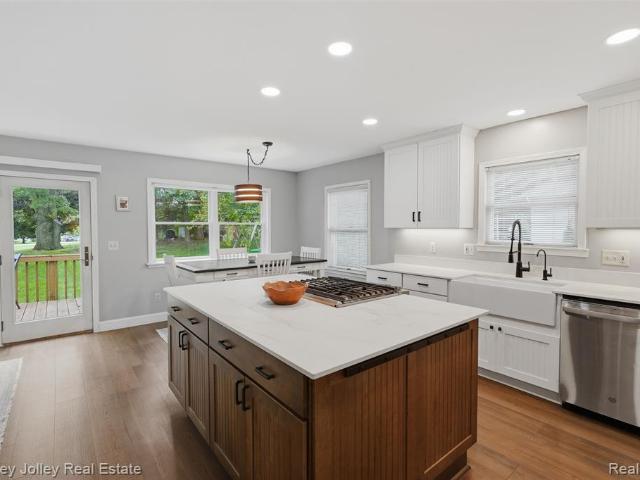 3315 Charlotte Drive