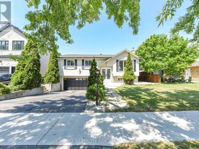 3315 Dwiggin Avenue, Mississauga, ON, L4T 3J3 house for sale | Listing ID W13624 | Royal LePage