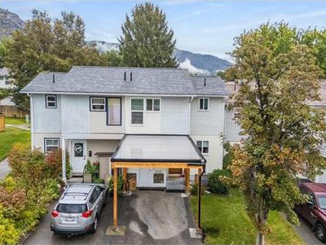 3315 Laurel Crescent, Trail, BC, V1R 4M6 house for sale | Listing ID 10401 | Royal LePage