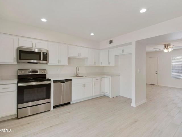 3316 E Helena Dr, Phoenix, AZ 85032 | MLS #7038