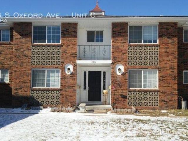 3316 S Oxford Ave 2 beds, 1 full bath
