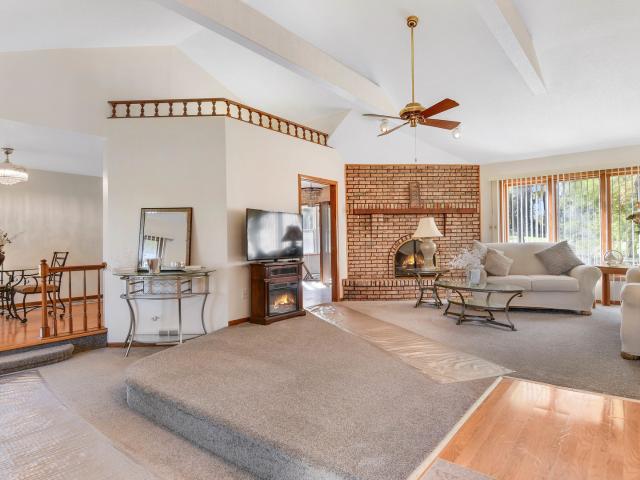 3317 E Buried Oak Drive