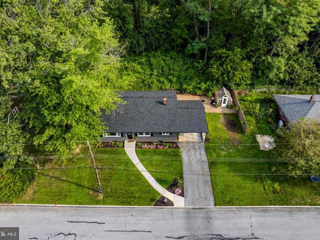 3317 Hillside Drive