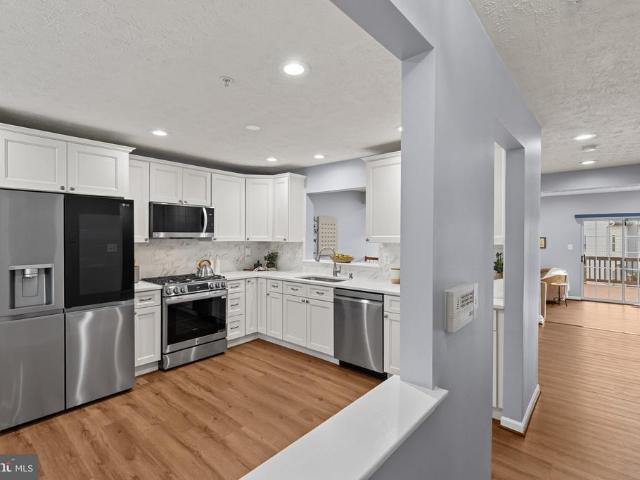 3317 Hollow Court