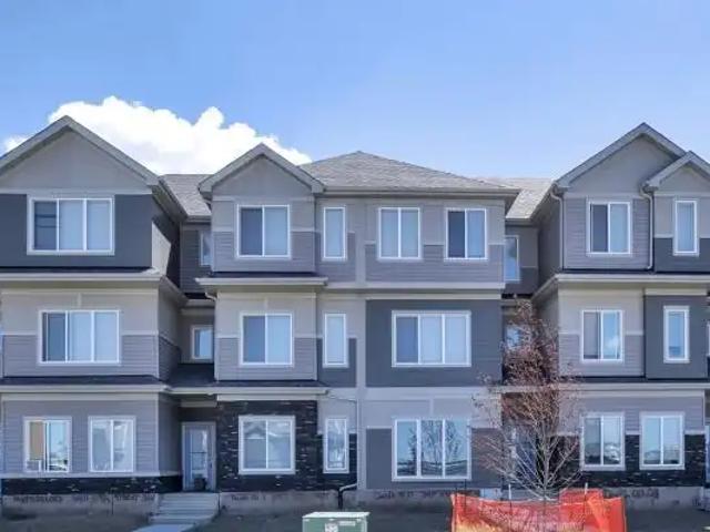 3317/ 3319/ 3321/ 3411/ 3413/ 3415/ 3417 119A Street SW