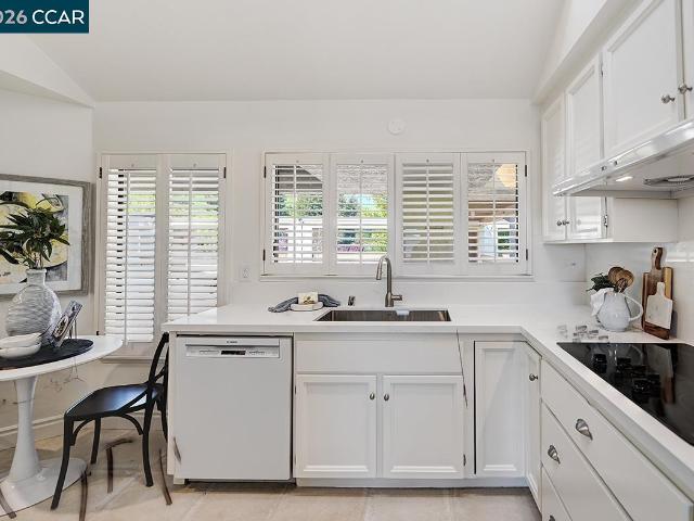 3318 Ptarmigan Dr, Unit 3C, Walnut Creek, CA 94595 | MLS #41128
