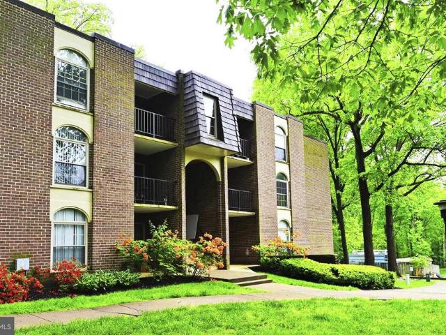 3318 Woodburn Village Drive # 32