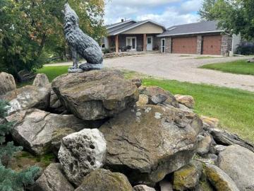 Rocky View County, Alberta - Garden, Parking