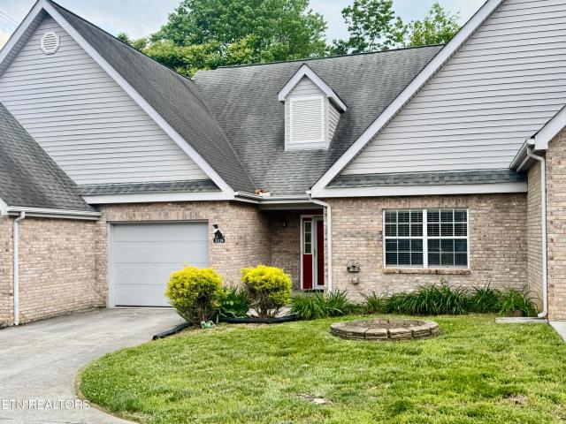 3319 Laurel View Rd