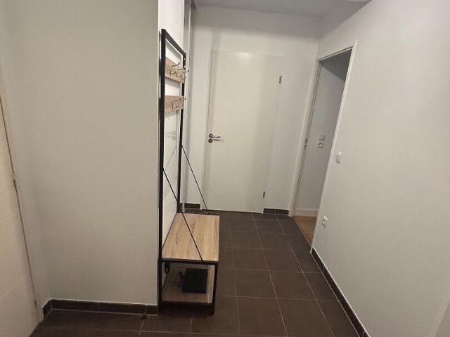 33100 BORDEAUX APPARTEMENT T2 AVEC PLACE DE PARKING