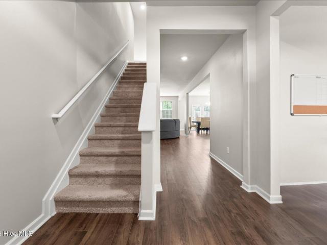 3310 Hemlock Falls